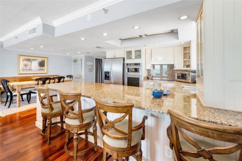 Condo in Indian Rocks Beach, Florida, 3 bedrooms  № 1899434 - photo 29