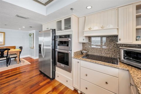 Condo in Indian Rocks Beach, Florida, 3 bedrooms  № 1899434 - photo 27