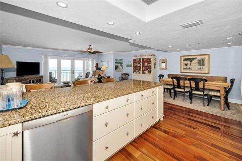 Condo in Indian Rocks Beach, Florida, 3 bedrooms  № 1899434 - photo 28