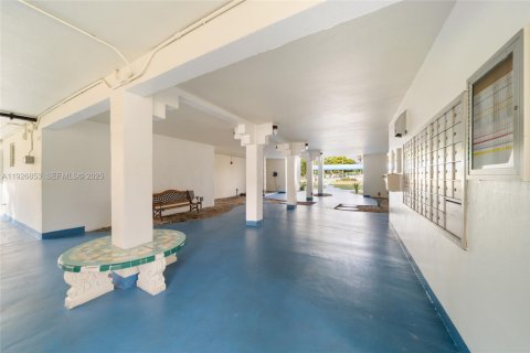 Снять в аренду квартиру в Майами, Флорида 1 спальня, 83.43м2, № 1985922 - фото 14