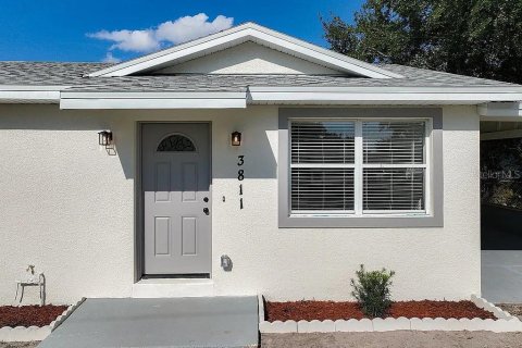 Casa en venta en Orlando, Florida, 2 dormitorios, 66.89 m2 № 2386591 - foto 3