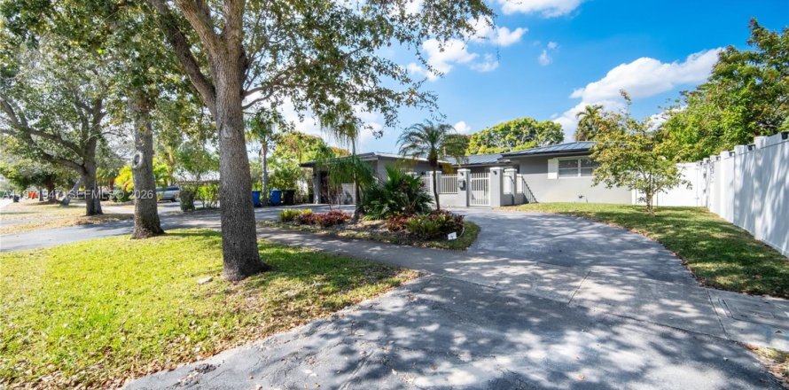 Villa ou maison à Fort Lauderdale, Floride 3 chambres, 169.36 m2 № 2042264