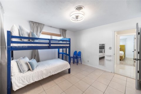 Villa ou maison à louer à Fort Lauderdale, Floride: 3 chambres, 169.36 m2 № 2042264 - photo 20