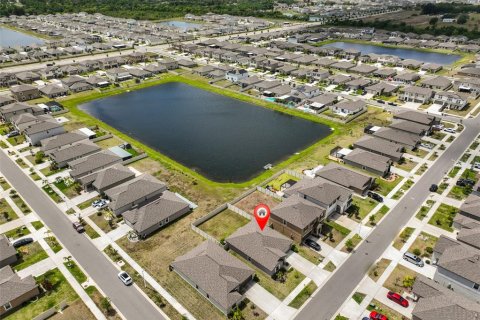 House in Wimauma, Florida 3 bedrooms, 143.07 sq.m. № 1719733 - photo 5