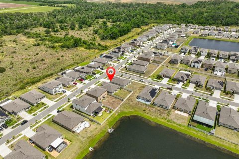 House in Wimauma, Florida 3 bedrooms, 143.07 sq.m. № 1719733 - photo 8