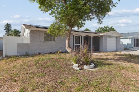 Villa ou maison à vendre à Port Richey, Floride: 2 chambres, 98.76 m2 № 2218256 - photo 4