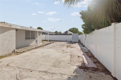 Villa ou maison à vendre à Port Richey, Floride: 2 chambres, 98.76 m2 № 2218256 - photo 8