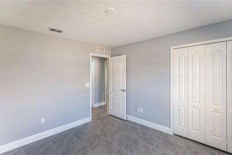 Casa en alquiler en Kissimmee, Florida, 4 dormitorios, 151.8 m2 № 1880835 - foto 12