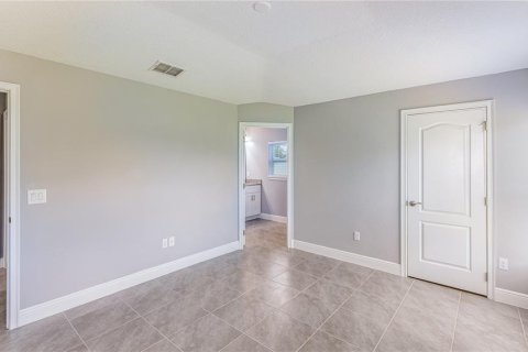 Casa en alquiler en Kissimmee, Florida, 4 dormitorios, 151.8 m2 № 1880835 - foto 8