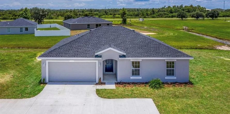 Casa en Kissimmee, Florida 4 dormitorios, 151.8 m2 № 1880835