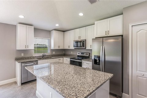 Casa en alquiler en Kissimmee, Florida, 4 dormitorios, 151.8 m2 № 1880835 - foto 6