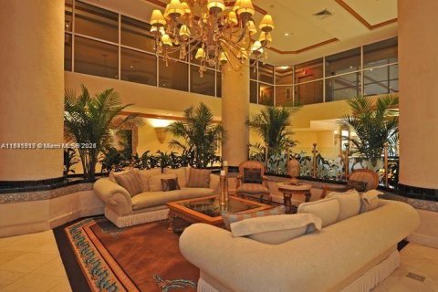 Condominio en venta en Sunny Isles Beach, Florida, 2 dormitorios, 160.72 m2 № 1842709 - foto 22