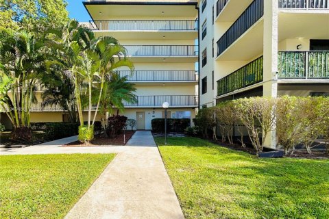 Copropriété à vendre à Tamarac, Floride: 2 chambres, 95.69 m2 № 2005711 - photo 30
