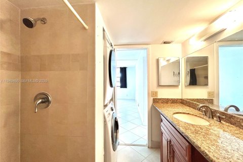 Copropriété à vendre à Tamarac, Floride: 2 chambres, 95.69 m2 № 2005711 - photo 24