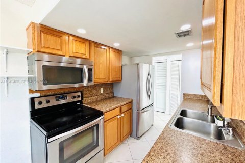 Copropriété à vendre à Tamarac, Floride: 2 chambres, 95.69 m2 № 2005711 - photo 8