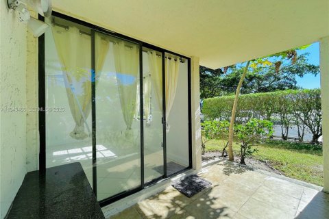 Copropriété à vendre à Tamarac, Floride: 2 chambres, 95.69 m2 № 2005711 - photo 11