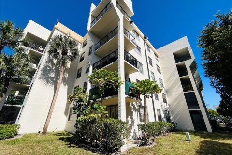 Copropriété à vendre à Tamarac, Floride: 2 chambres, 95.69 m2 № 2005711 - photo 29