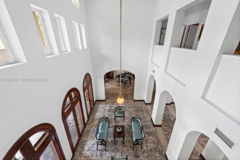 Villa ou maison à vendre à Miami, Floride: 6 chambres, 392.23 m2 № 2153027 - photo 24