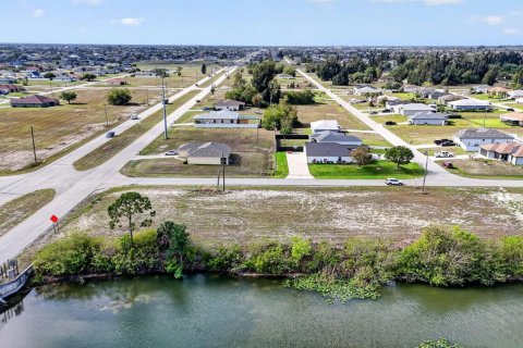 Immobilier commercial à vendre à Cape Coral, Floride № 2158337 - photo 9