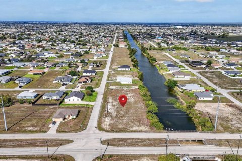 Immobilier commercial à vendre à Cape Coral, Floride № 2158337 - photo 4