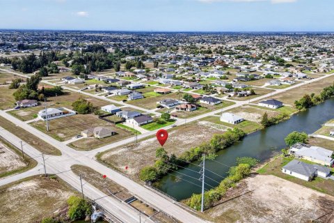 Immobilier commercial à vendre à Cape Coral, Floride № 2158337 - photo 5