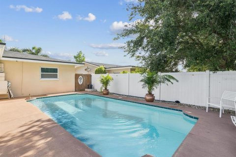 Casa en venta en Largo, Florida, 3 dormitorios, 167.6 m2 № 1823223 - foto 23