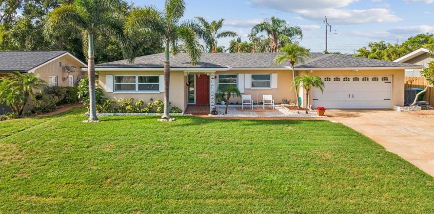 Casa en Largo, Florida 3 dormitorios, 167.6 m2 № 1823223