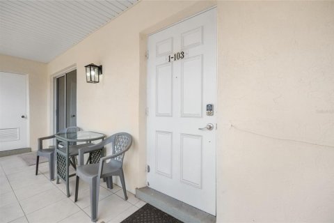 Copropriété à vendre à Englewood, Floride: 2 chambres, 98.1 m2 № 2380651 - photo 6