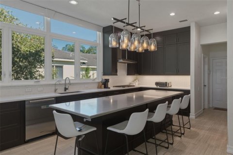 Casa en venta en Tampa, Florida, 5 dormitorios, 335.84 m2 № 2419603 - foto 14