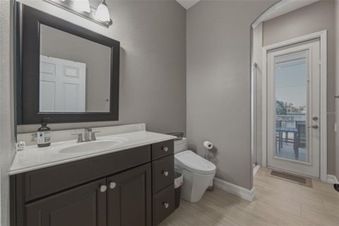 Casa en venta en Tampa, Florida, 5 dormitorios, 335.84 m2 № 2419603 - foto 23