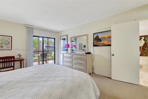 Condo in South Palm Beach, Florida, 2 bedrooms  № 2069103 - photo 12