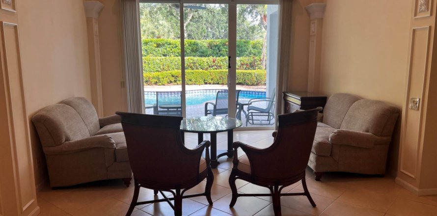 Casa en Lake Worth, Florida 3 dormitorios, 170.1 m2 № 1171302