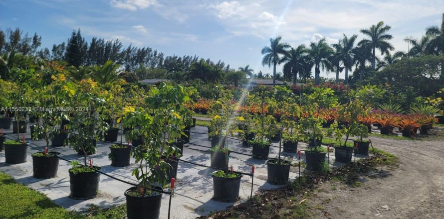 Immobilier commercial à Miami, Floride № 1075031