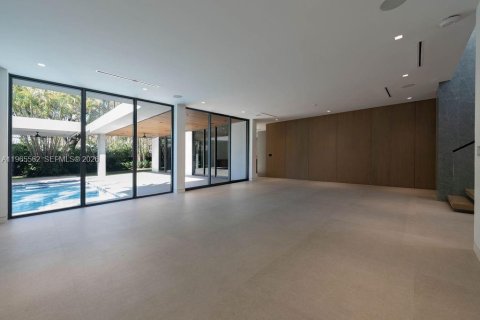 Villa ou maison à vendre à Miami, Floride: 6 chambres, 429.77 m2 № 2027125 - photo 8