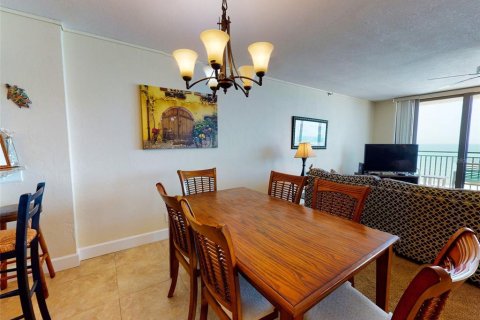 Condo in New Smyrna Beach, Florida, 3 bedrooms  № 1843159 - photo 24