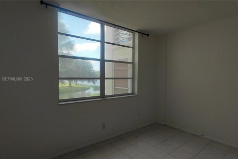 Condominio en venta en Davie, Florida, 1 dormitorio, 87.33 m2 № 1990642 - foto 11