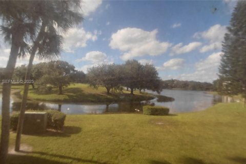 Condominio en venta en Davie, Florida, 1 dormitorio, 87.33 m2 № 1990642 - foto 9