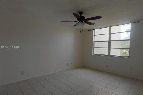 Condominio en venta en Davie, Florida, 1 dormitorio, 87.33 m2 № 1990642 - foto 10