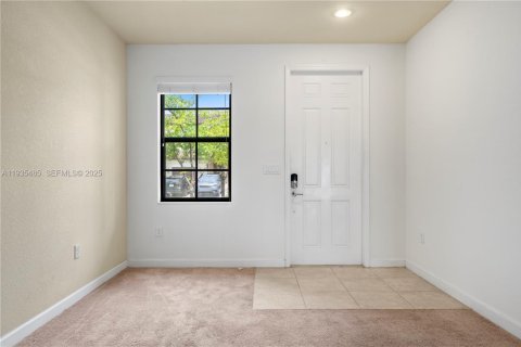 Купить таунхаус в Хайалиа, Флорида 4 спальни, 172.98м2, № 1993690 - фото 22