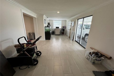 House in Tampa, Florida 4 bedrooms, 134.89 sq.m. № 1679239 - photo 24