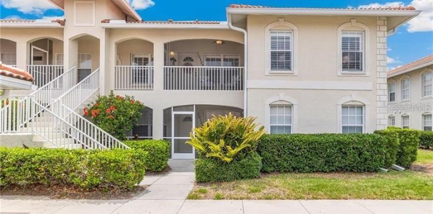 Condominio en Venice, Florida, 2 dormitorios  № 2166736