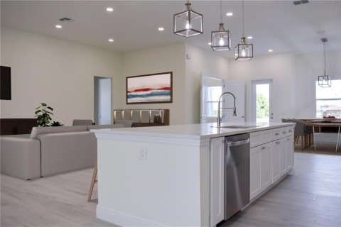 Villa ou maison à louer à Lake Alfred, Floride: 4 chambres, 269.79 m2 № 2096550 - photo 20