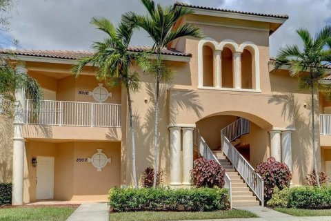 Condominio en venta en Port St. Lucie, Florida, 2 dormitorios, 121.89 m2 № 1891892 - foto 1