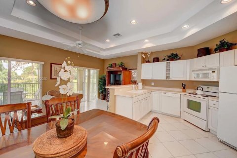 Condominio en venta en Port St. Lucie, Florida, 2 dormitorios, 121.89 m2 № 1891892 - foto 11