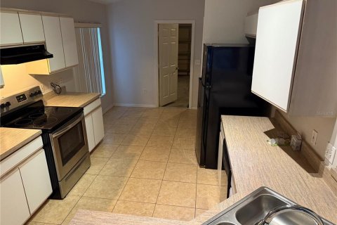 House in Davenport, Florida 3 bedrooms, 119.29 sq.m. № 1847985 - photo 2