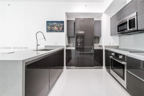 Снять в аренду кондоминиум в Майами, Флорида 1 спальня, 77.11м2, № 2020112 - фото 15