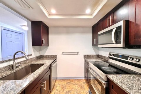 Touwnhouse à vendre à Gainesville, Floride: 3 chambres, 127.28 m2 № 1740559 - photo 8