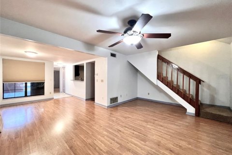 Touwnhouse à vendre à Gainesville, Floride: 3 chambres, 127.28 m2 № 1740559 - photo 5