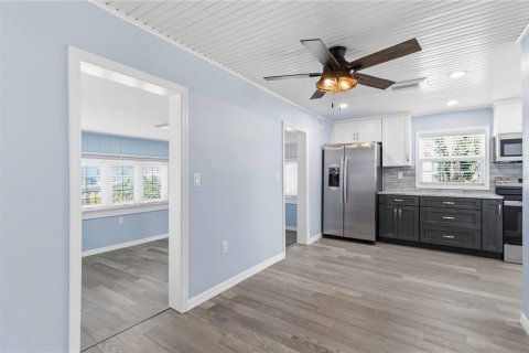 House in Ellenton, Florida 1 bedroom, 62.99 sq.m. № 2150501 - photo 16