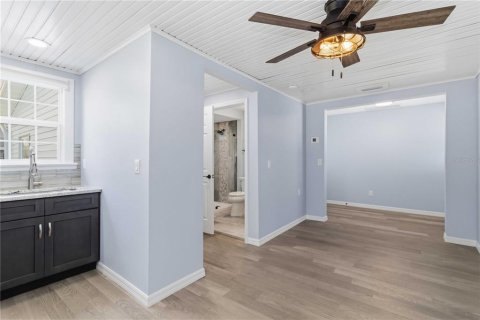 House in Ellenton, Florida 1 bedroom, 62.99 sq.m. № 2150501 - photo 19